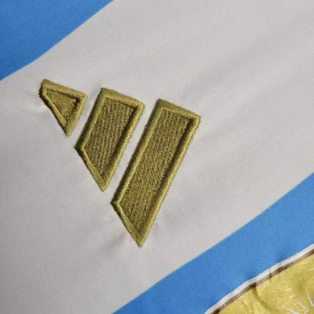 Camisa Seleção da Argentina I 24/25 manga longa - Torcedor Adidas Masculina - Azul e branca com detalhes em dourado - Imagem 2